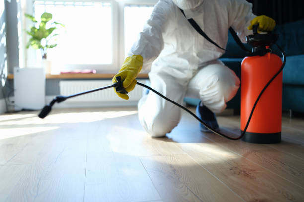 Best Exterminator Services  in Janesville, IA